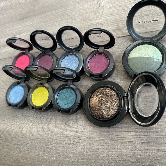 Bundle of Mac eyeshadows - Picture 3 of 6